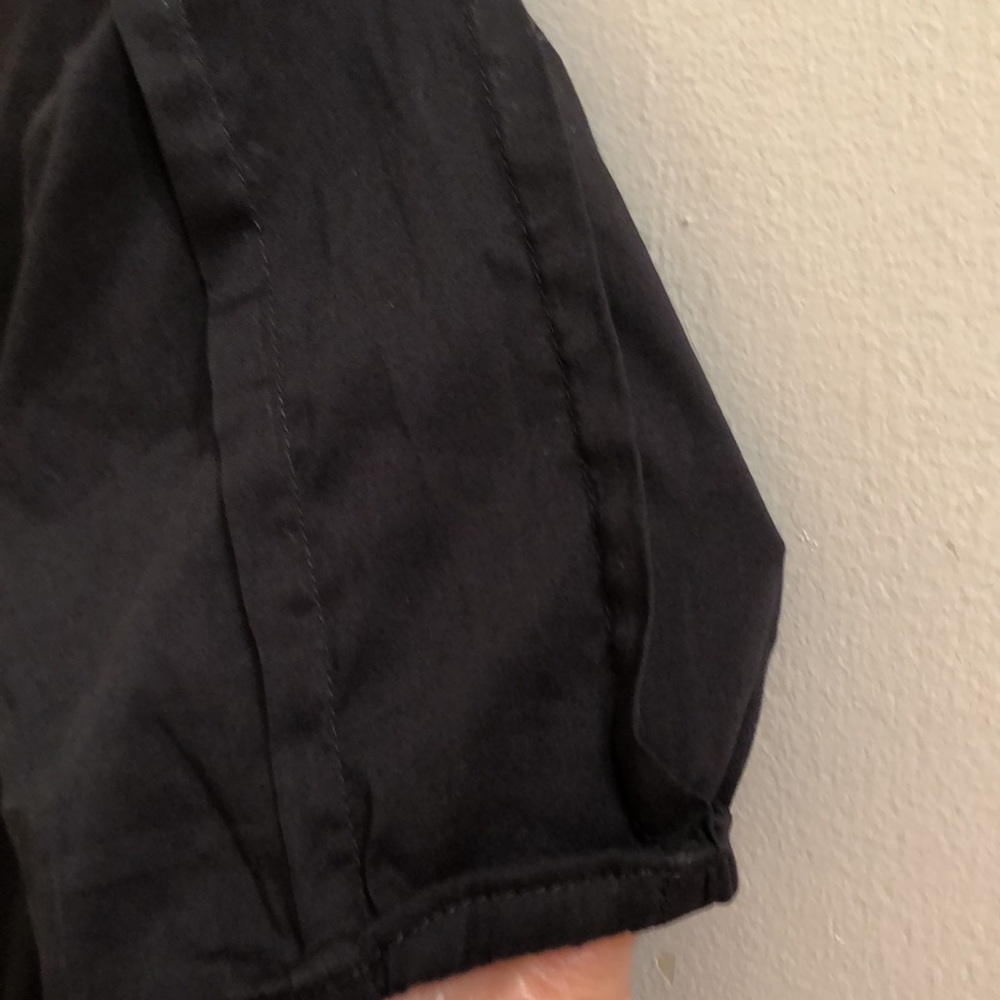 Dress. - Picture 5 of 7
